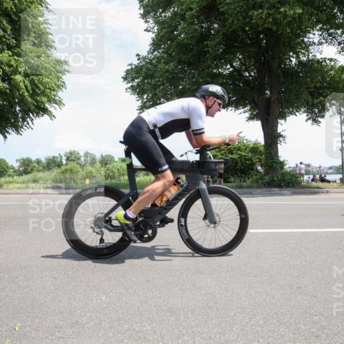 15.06.2025 - 7 Türme Triathlon Yannick Fuchs http://msf.ph/oto/7987636 15.06.2025 12:47:43 Radfahren 247, 411, 443, 477, 489, 583, 648 meine-sportfotos.de