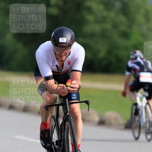 15.06.2025 - 27. Vierlanden-Triathlon H.Heesch http://msf.ph/oto/7987665 15.06.2025 09:14:56 Radfahren 73, 212, 216 meine-sportfotos.de
