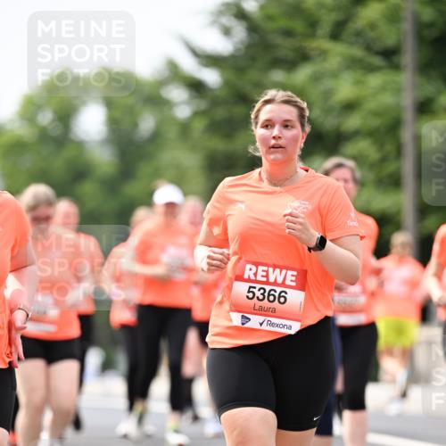 15.06.2025 - REWE Women's Run Dr. Thomas Lammeyer http://msf.ph/oto/7987666 15.06.2025 10:48:17 Laufen 5366 meine-sportfotos.de