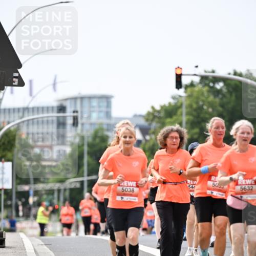 15.06.2025 - REWE Women's Run Dr. Thomas Lammeyer http://msf.ph/oto/7987688 15.06.2025 10:48:18 Laufen 5038, 544, 500, 5632 meine-sportfotos.de