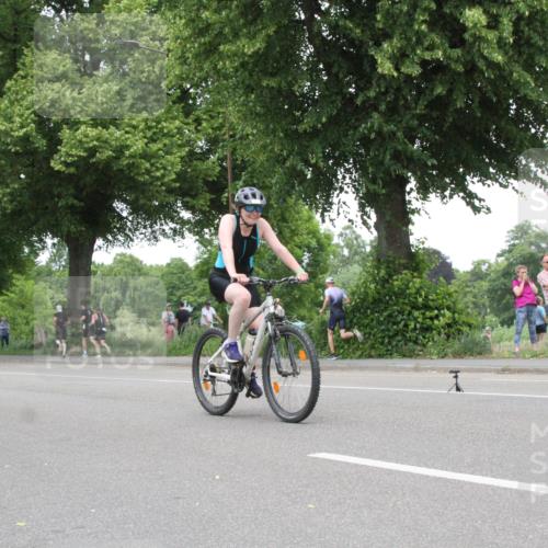 15.06.2025 - 7 Türme Triathlon Yannick Fuchs http://msf.ph/oto/7987689 15.06.2025 13:59:44 Radfahren  meine-sportfotos.de
