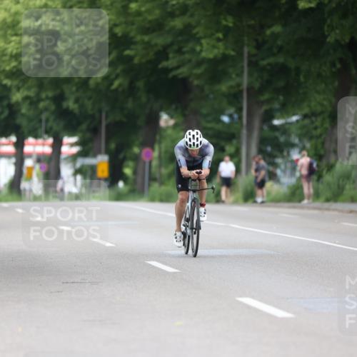15.06.2025 - 7 Türme Triathlon Yannick Fuchs http://msf.ph/oto/7987741 15.06.2025 11:43:04 Radfahren 254, 290, 317 meine-sportfotos.de