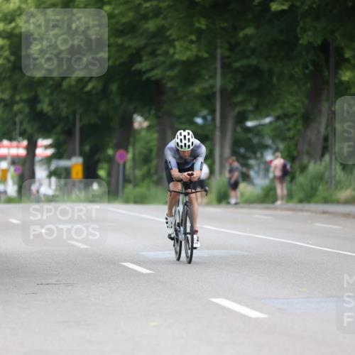 15.06.2025 - 7 Türme Triathlon Yannick Fuchs http://msf.ph/oto/7987745 15.06.2025 11:43:04 Radfahren 254, 290, 317 meine-sportfotos.de