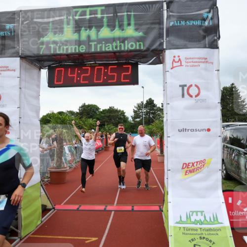 15.06.2025 - 7 Türme Triathlon Michael Strokosch http://msf.ph/oto/7987775 15.06.2025 14:20:52 Ziel 602, 954, 1178 meine-sportfotos.de