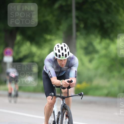 15.06.2025 - 7 Türme Triathlon Yannick Fuchs http://msf.ph/oto/7987777 15.06.2025 11:43:05 Radfahren 254, 290, 317 meine-sportfotos.de