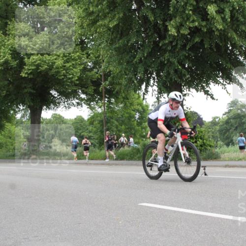 15.06.2025 - 7 Türme Triathlon Yannick Fuchs http://msf.ph/oto/7987840 15.06.2025 14:02:24 Radfahren  meine-sportfotos.de
