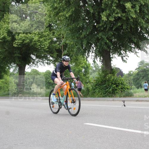 15.06.2025 - 7 Türme Triathlon Yannick Fuchs http://msf.ph/oto/7987847 15.06.2025 14:02:44 Radfahren  meine-sportfotos.de