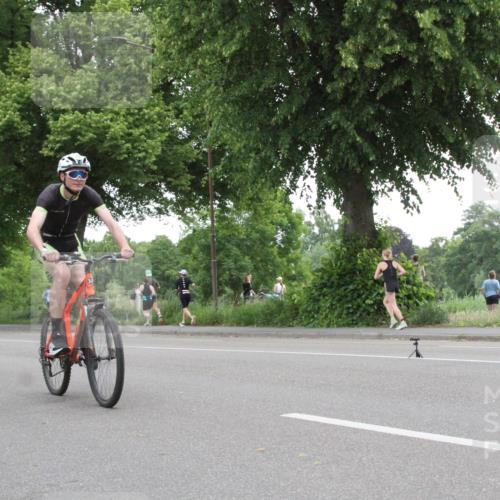 15.06.2025 - 7 Türme Triathlon Yannick Fuchs http://msf.ph/oto/7987957 15.06.2025 14:08:31 Radfahren  meine-sportfotos.de