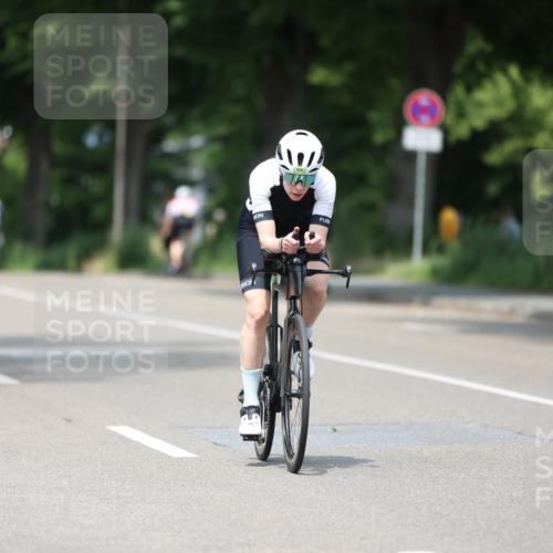 15.06.2025 - 7 Türme Triathlon Yannick Fuchs http://msf.ph/oto/7987967 15.06.2025 12:59:23 Radfahren 237, 467, 745, 755, 763, 842, 1075 meine-sportfotos.de