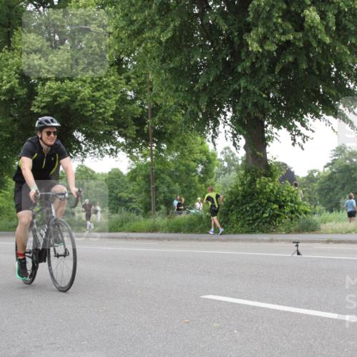 15.06.2025 - 7 Türme Triathlon Yannick Fuchs http://msf.ph/oto/7987972 15.06.2025 14:09:05 Radfahren  meine-sportfotos.de