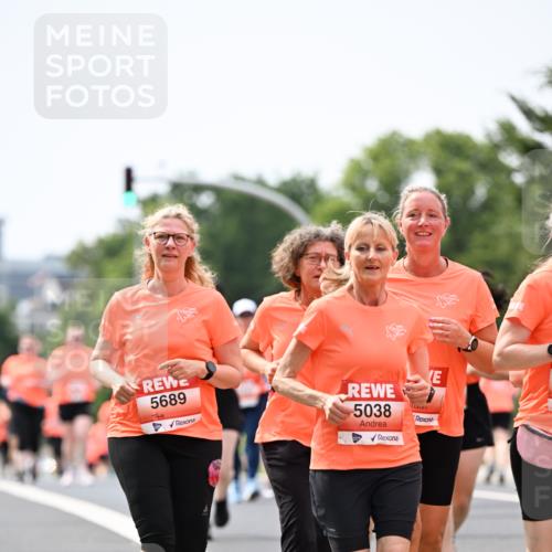 15.06.2025 - REWE Women's Run Dr. Thomas Lammeyer http://msf.ph/oto/7987976 15.06.2025 10:48:22 Laufen 5689, 5038 meine-sportfotos.de