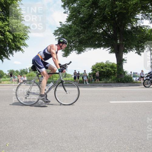 15.06.2025 - 7 Türme Triathlon Yannick Fuchs http://msf.ph/oto/7987991 15.06.2025 12:50:56 Radfahren 208, 225, 308, 435, 610, 616, 638 meine-sportfotos.de