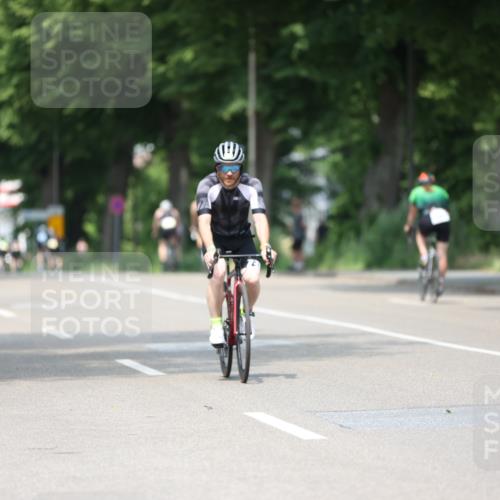 15.06.2025 - 7 Türme Triathlon Yannick Fuchs http://msf.ph/oto/7987999 15.06.2025 12:59:27 Radfahren 755, 842, 1075 meine-sportfotos.de
