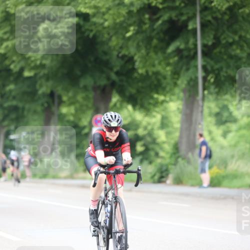 15.06.2025 - 7 Türme Triathlon Yannick Fuchs http://msf.ph/oto/7988083 15.06.2025 11:44:04 Radfahren 232, 233, 236 meine-sportfotos.de