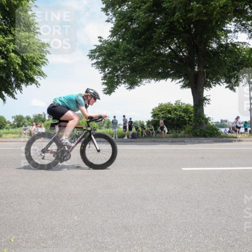 15.06.2025 - 7 Türme Triathlon Yannick Fuchs http://msf.ph/oto/7988084 15.06.2025 12:52:04 Radfahren 309, 537, 622 meine-sportfotos.de