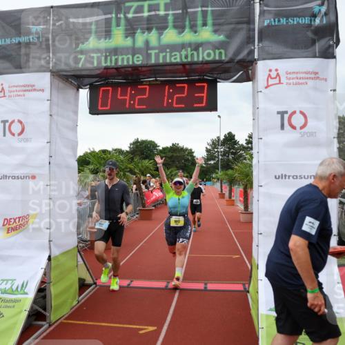 15.06.2025 - 7 Türme Triathlon Michael Strokosch http://msf.ph/oto/7988094 15.06.2025 14:21:22 Ziel 546, 616, 647, 960, 1017, 1051 meine-sportfotos.de