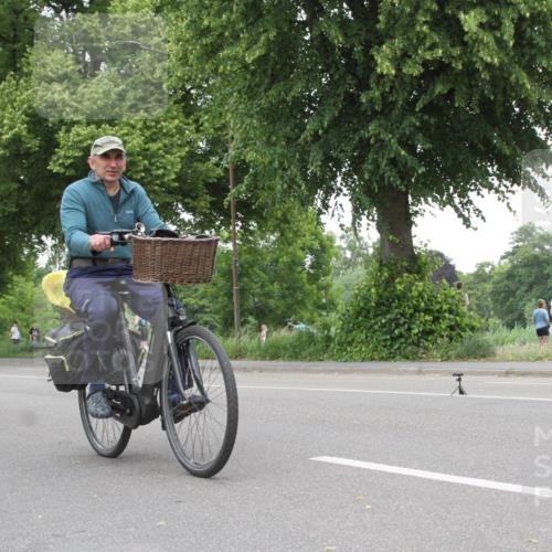 15.06.2025 - 7 Türme Triathlon Yannick Fuchs http://msf.ph/oto/7988103 15.06.2025 14:14:07 Radfahren  meine-sportfotos.de