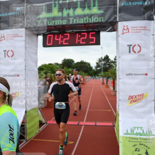 15.06.2025 - 7 Türme Triathlon Michael Strokosch http://msf.ph/oto/7988121 15.06.2025 14:21:24 Ziel 546, 616, 647, 960, 1017, 1051 meine-sportfotos.de