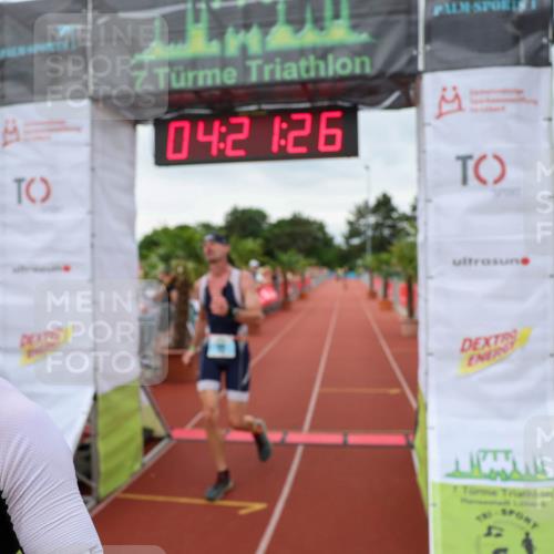15.06.2025 - 7 Türme Triathlon Michael Strokosch http://msf.ph/oto/7988133 15.06.2025 14:21:25 Ziel 546, 616, 647, 1017, 1051 meine-sportfotos.de