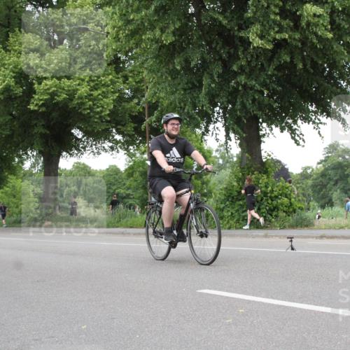15.06.2025 - 7 Türme Triathlon Yannick Fuchs http://msf.ph/oto/7988140 15.06.2025 14:16:50 Radfahren  meine-sportfotos.de