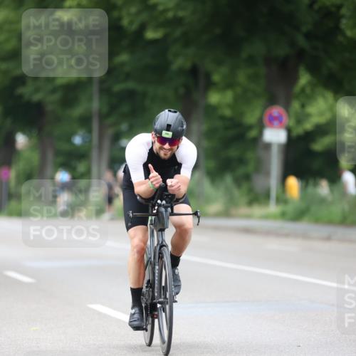 15.06.2025 - 7 Türme Triathlon Yannick Fuchs http://msf.ph/oto/7988182 15.06.2025 11:44:13 Radfahren 204, 278, 341 meine-sportfotos.de