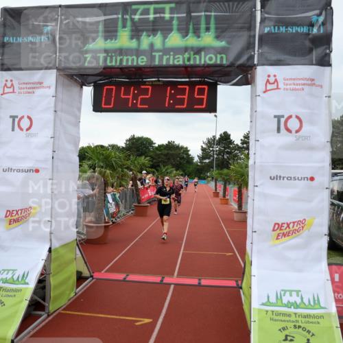 15.06.2025 - 7 Türme Triathlon Michael Strokosch http://msf.ph/oto/7988193 15.06.2025 14:21:38 Ziel 400, 663, 1126 meine-sportfotos.de