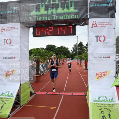 15.06.2025 - 7 Türme Triathlon Michael Strokosch http://msf.ph/oto/7988276 15.06.2025 14:21:47 Ziel 400, 470, 1126, 1148 meine-sportfotos.de