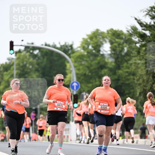 15.06.2025 - REWE Women's Run Dr. Thomas Lammeyer http://msf.ph/oto/7988279 15.06.2025 10:48:31 Laufen 5320 meine-sportfotos.de