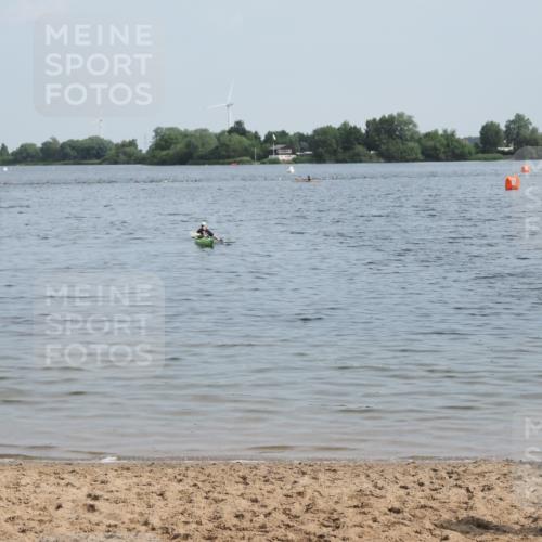 21.06.2025 - 27. Vierlanden-Triathlon MichiJ http://msf.ph/oto/7988295 15.06.2026 09:51:30 Schwimmen  meine-sportfotos.de