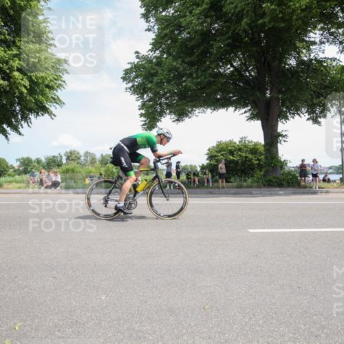15.06.2025 - 7 Türme Triathlon Yannick Fuchs http://msf.ph/oto/7988303 15.06.2025 12:53:40 Radfahren 309, 580, 622, 634 meine-sportfotos.de