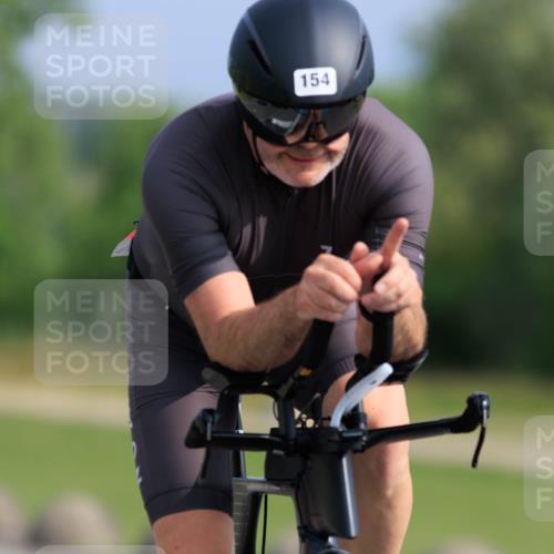 15.06.2025 - 27. Vierlanden-Triathlon H.Heesch http://msf.ph/oto/7988312 15.06.2025 09:22:24 Radfahren 104, 154 meine-sportfotos.de