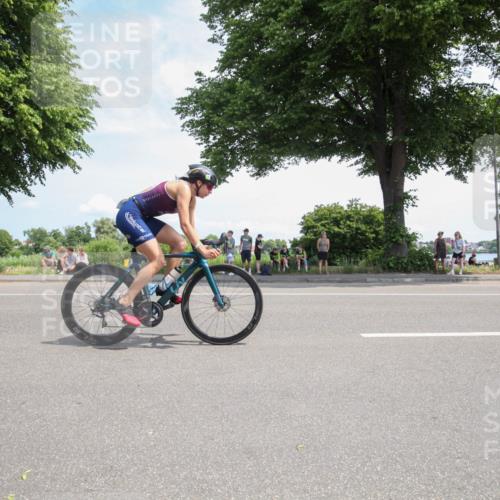 15.06.2025 - 7 Türme Triathlon Yannick Fuchs http://msf.ph/oto/7988321 15.06.2025 12:53:59 Radfahren 302, 400, 559, 562, 594 meine-sportfotos.de