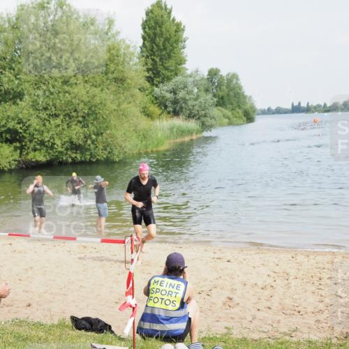 21.06.2025 - 27. Vierlanden-Triathlon MichiJ http://msf.ph/oto/7988362 15.06.2026 09:51:58 Schwimmen 282, 288, 292 meine-sportfotos.de