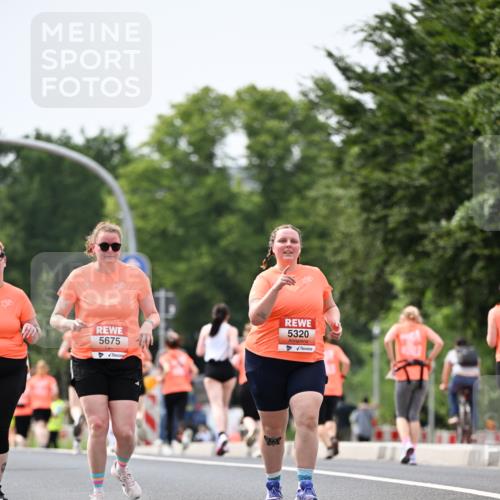 15.06.2025 - REWE Women's Run Dr. Thomas Lammeyer http://msf.ph/oto/7988374 15.06.2025 10:48:32 Laufen 5675, 5320 meine-sportfotos.de