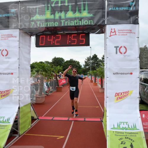 15.06.2025 - 7 Türme Triathlon Michael Strokosch http://msf.ph/oto/7988390 15.06.2025 14:21:55 Ziel 360, 1148 meine-sportfotos.de