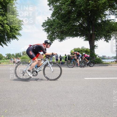 15.06.2025 - 7 Türme Triathlon Yannick Fuchs http://msf.ph/oto/7988423 15.06.2025 12:55:00 Radfahren 255, 331, 436, 473, 626, 634, 940, 983 meine-sportfotos.de