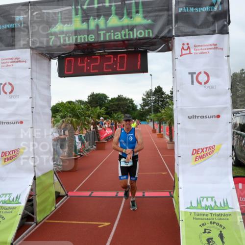 15.06.2025 - 7 Türme Triathlon Michael Strokosch http://msf.ph/oto/7988450 15.06.2025 14:22:01 Ziel 360, 396 meine-sportfotos.de