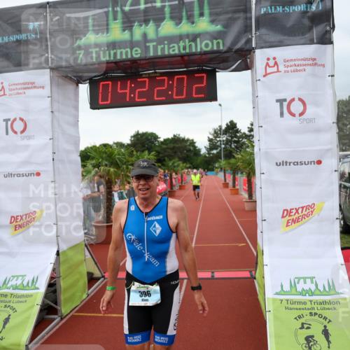 15.06.2025 - 7 Türme Triathlon Michael Strokosch http://msf.ph/oto/7988461 15.06.2025 14:22:02 Ziel 360, 396 meine-sportfotos.de