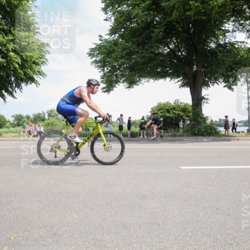 15.06.2025 - 7 Türme Triathlon Yannick Fuchs http://msf.ph/oto/7988520 15.06.2025 12:55:39 Radfahren 302, 536, 559, 568, 612, 613, 637 meine-sportfotos.de