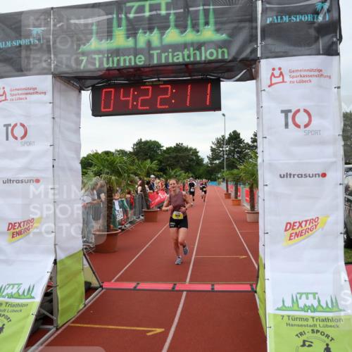 15.06.2025 - 7 Türme Triathlon Michael Strokosch http://msf.ph/oto/7988531 15.06.2025 14:22:10 Ziel 705, 1013 meine-sportfotos.de