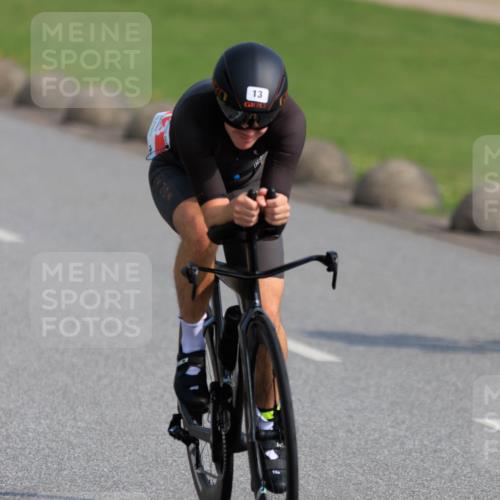 15.06.2025 - 27. Vierlanden-Triathlon H.Heesch http://msf.ph/oto/7988532 15.06.2025 09:25:25 Radfahren 13, 77, 99, 122, 127, 128, 132, 148 meine-sportfotos.de