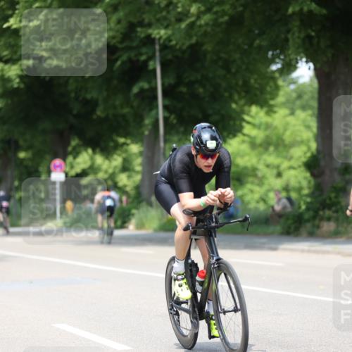 15.06.2025 - 7 Türme Triathlon Yannick Fuchs http://msf.ph/oto/7988537 15.06.2025 13:00:30 Radfahren 200, 402, 461, 577, 879, 945, 963, 1166 meine-sportfotos.de