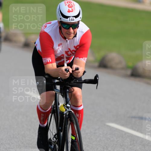 15.06.2025 - 27. Vierlanden-Triathlon H.Heesch http://msf.ph/oto/7988545 15.06.2025 09:25:27 Radfahren 13, 77, 99, 122, 127, 132, 148 meine-sportfotos.de