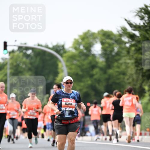 15.06.2025 - REWE Women's Run Dr. Thomas Lammeyer http://msf.ph/oto/7988645 15.06.2025 10:48:40 Laufen 5384 meine-sportfotos.de