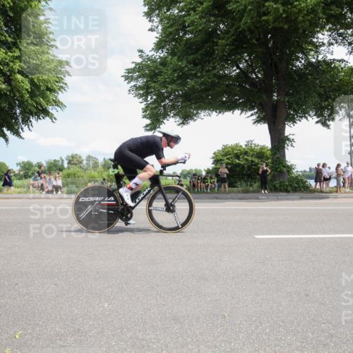 15.06.2025 - 7 Türme Triathlon Yannick Fuchs http://msf.ph/oto/7988674 15.06.2025 12:57:11 Radfahren 248, 257, 316, 390, 568, 640, 1072, 1156 meine-sportfotos.de