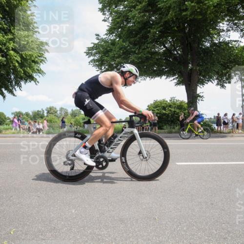 15.06.2025 - 7 Türme Triathlon Yannick Fuchs http://msf.ph/oto/7988687 15.06.2025 12:57:16 Radfahren 257, 316, 568, 595, 1016, 1156, 1181 meine-sportfotos.de