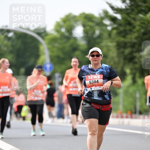 15.06.2025 - REWE Women's Run Dr. Thomas Lammeyer http://msf.ph/oto/7988697 15.06.2025 10:48:42 Laufen 5384 meine-sportfotos.de