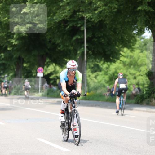15.06.2025 - 7 Türme Triathlon Yannick Fuchs http://msf.ph/oto/7988715 15.06.2025 13:00:38 Radfahren 234, 252, 424, 579, 805, 963, 992, 1049, 1149 meine-sportfotos.de