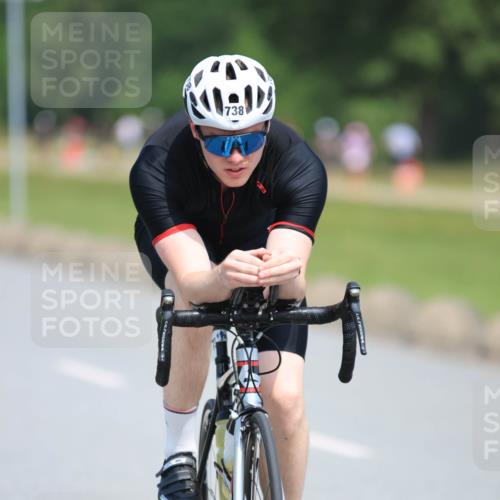 21.06.2025 - 27. Vierlanden-Triathlon H.Heesch http://msf.ph/oto/7988716 15.06.2025 11:43:39 Radfahren 58, 210, 714, 731, 738 meine-sportfotos.de