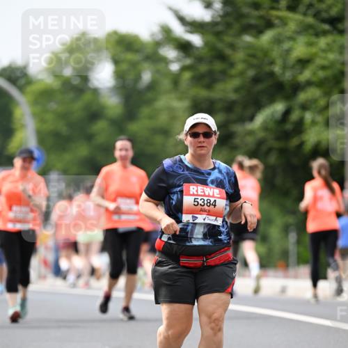 15.06.2025 - REWE Women's Run Dr. Thomas Lammeyer http://msf.ph/oto/7988725 15.06.2025 10:48:43 Laufen 5384 meine-sportfotos.de